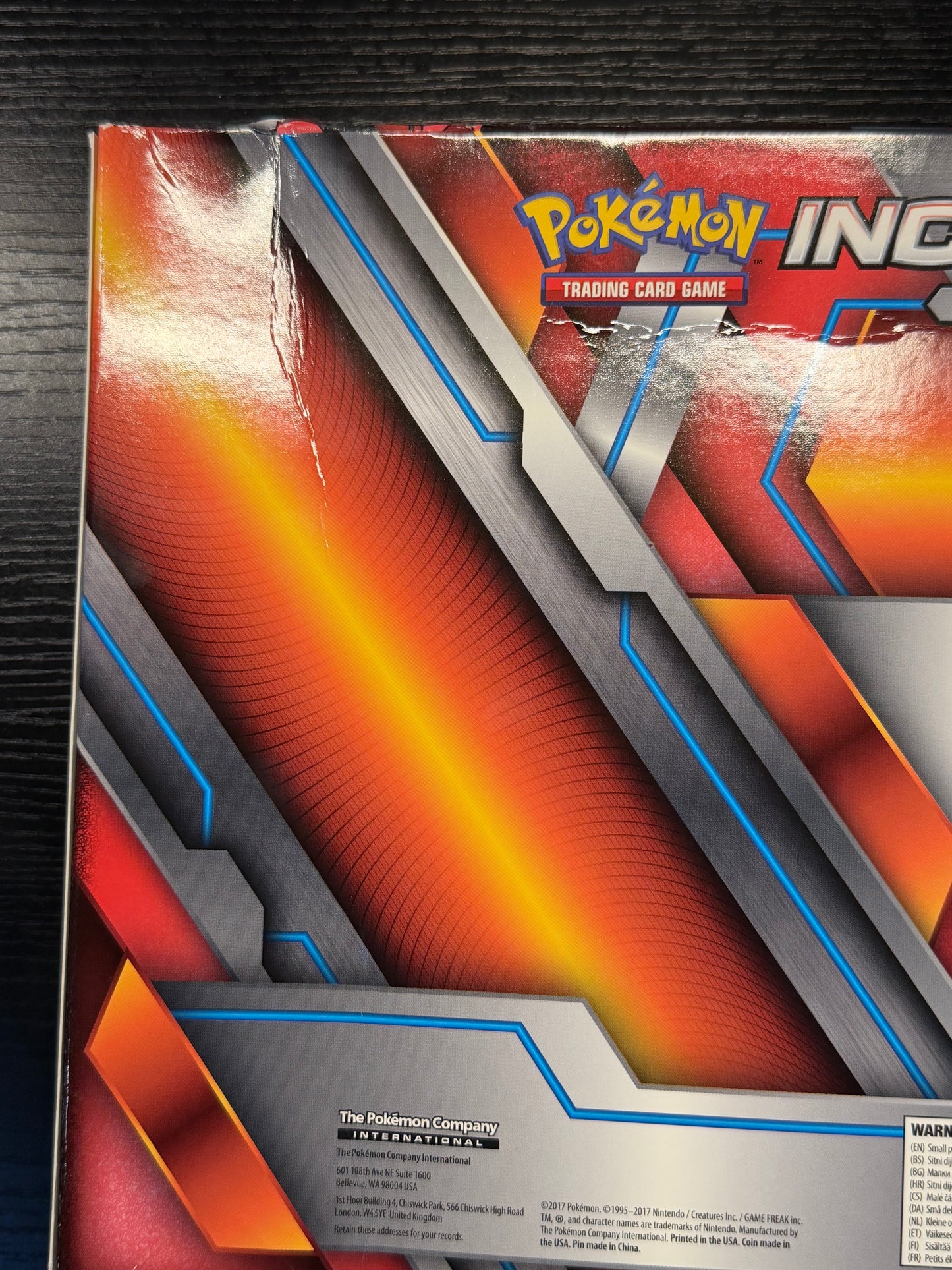 Incineroar GX Premium Collection Box